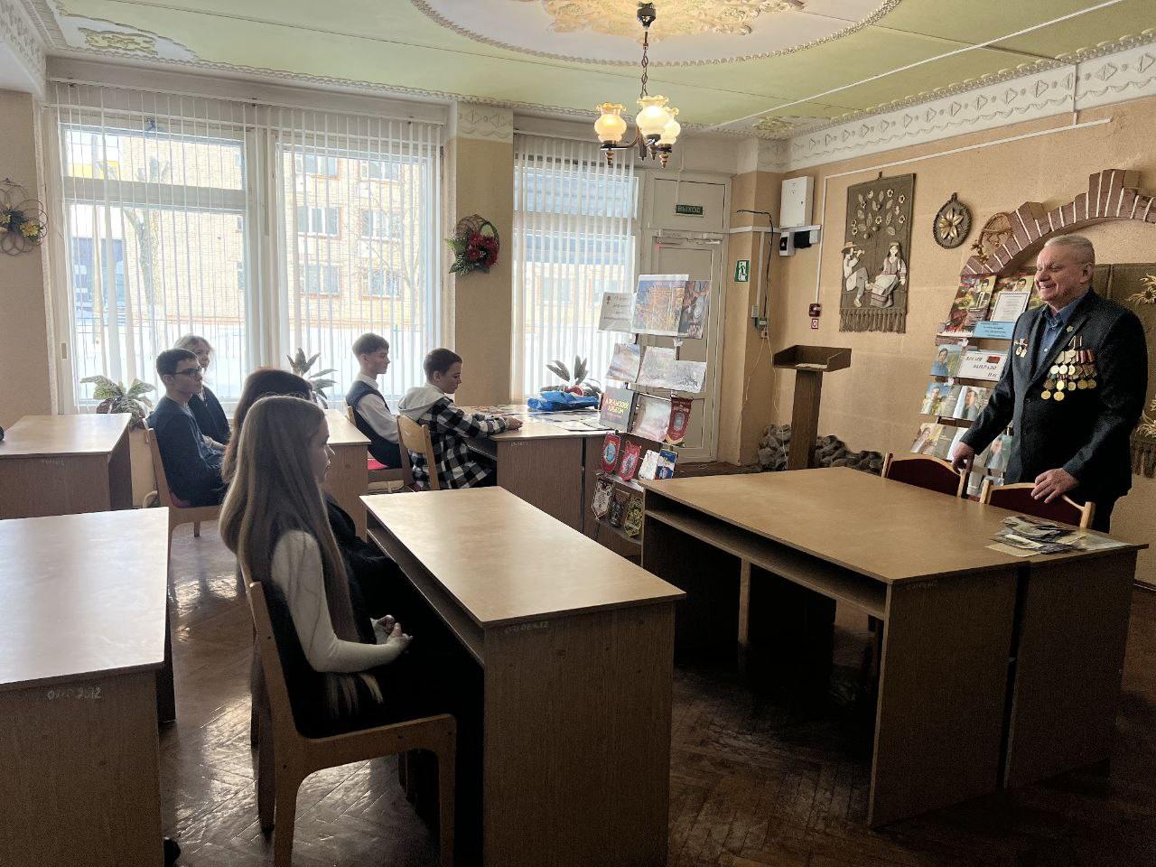 Диалоговая площадка "Афганистан в судьбе поколения" Диалоговая площадка "Афганистан в судьбе поколения"