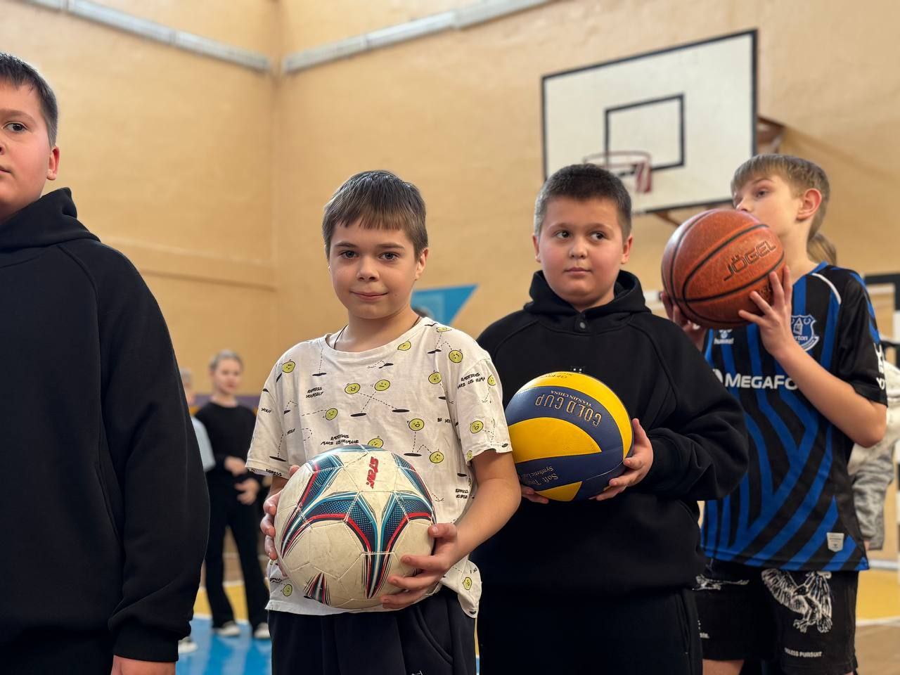 Спортивно! Полезно! Интересно! Спортивно! Полезно! Интересно!